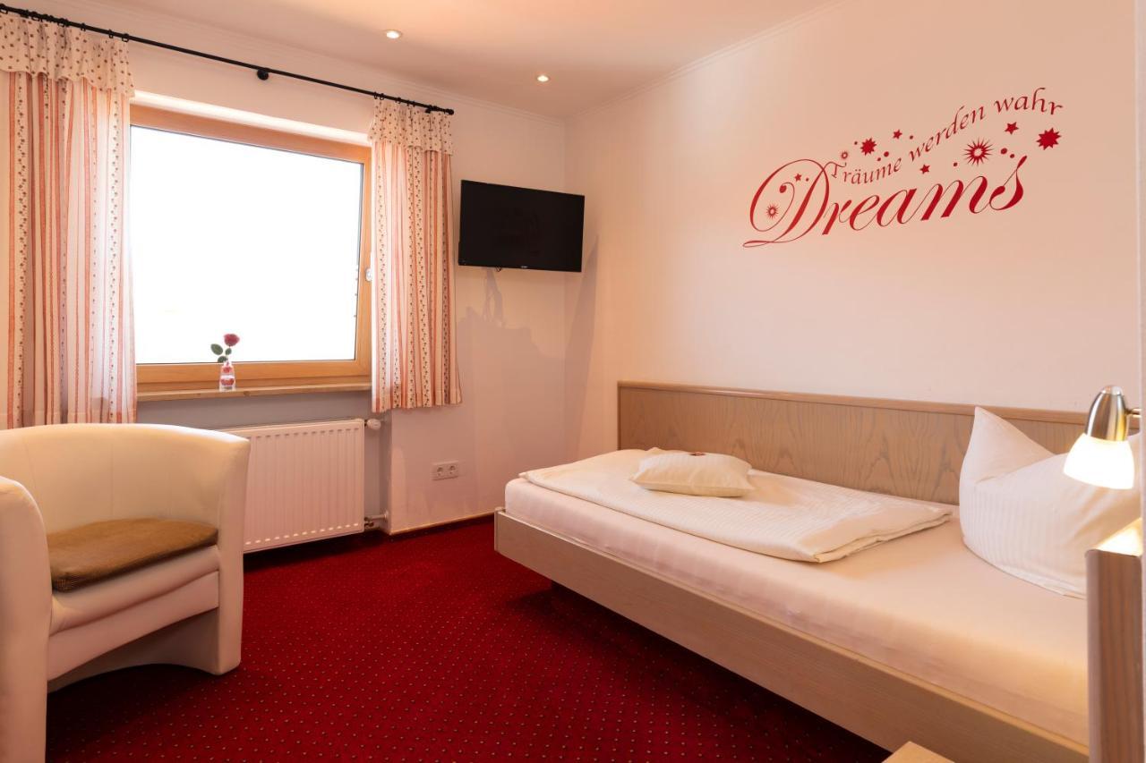 Hotel Garni Bergidyll - Adults Only Pfronten Zewnętrze zdjęcie